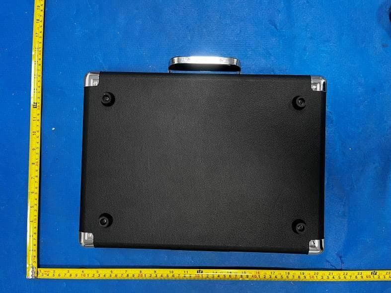 Turntable - FCC ID AUSCR8005G - Modern Marketing Concepts, Inc.