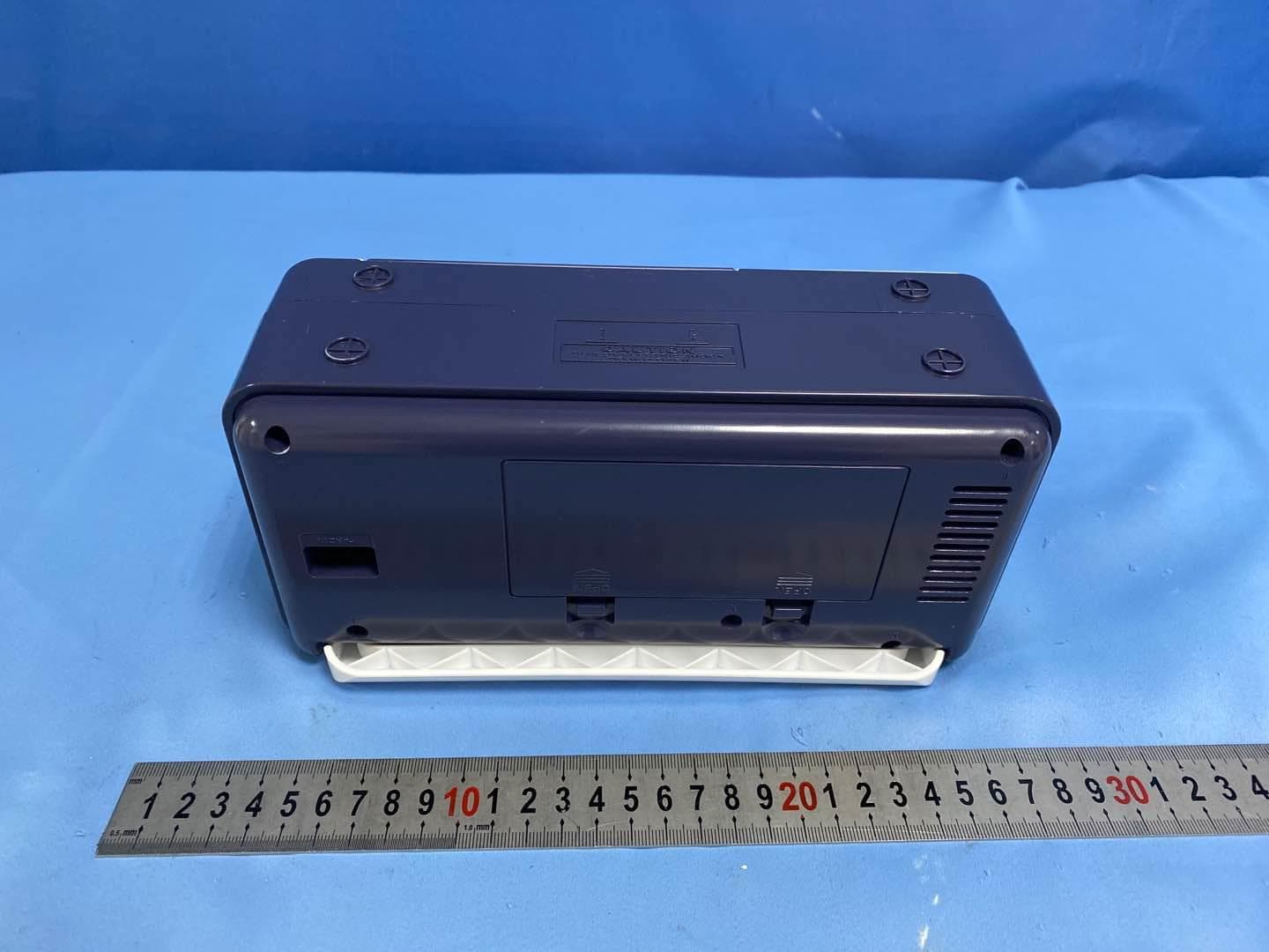 AM/FM RADIO CASSETTE RECORDER - FCC ID AUSCT102A - Modern Marketing Concepts, Inc. (3)
