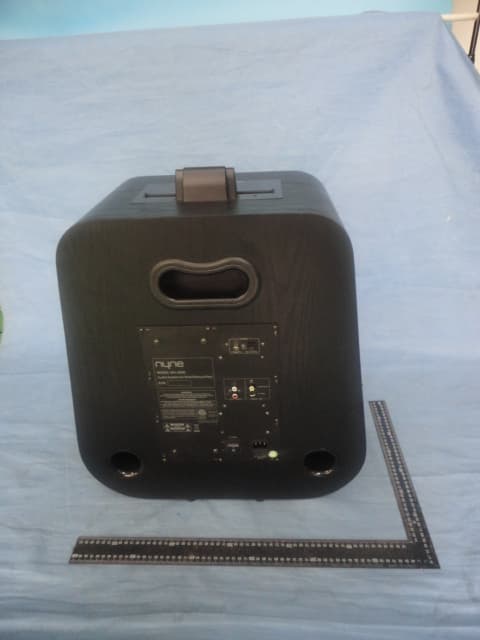 AUDIO SYSTEM FOR IPOD/IPHONE/IPAD WITH BLUETOOTH FUNCTION - FCC ID AWA-NH-6500 - NYNE MULTIMEDIA INC. (3)