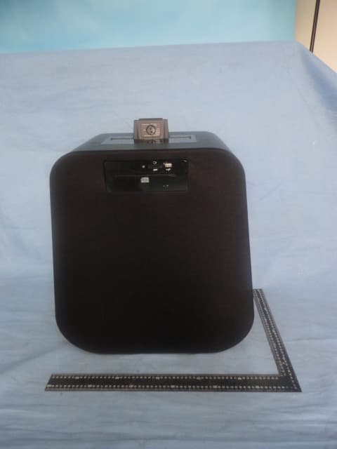 AUDIO SYSTEM FOR IPOD/IPHONE/IPAD WITH BLUETOOTH FUNCTION - FCC ID AWA-NH-6500 - NYNE MULTIMEDIA INC. (2)