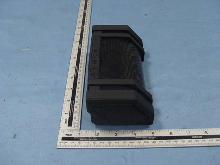 Bluetooth speaker - FCC ID AWA-NYNEEDGE - NYNE MULTIMEDIA INC. (3)