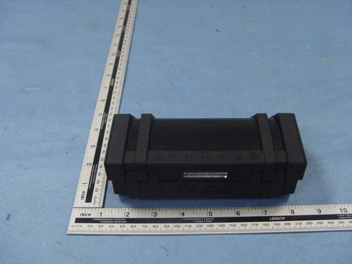 Bluetooth speaker - FCC ID AWA-NYNEEDGE - NYNE MULTIMEDIA INC. (4)