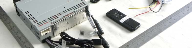 Car CD Player - FCC ID AX2CZ702 - Faurecia Clarion Electronics Co., Ltd. (2)