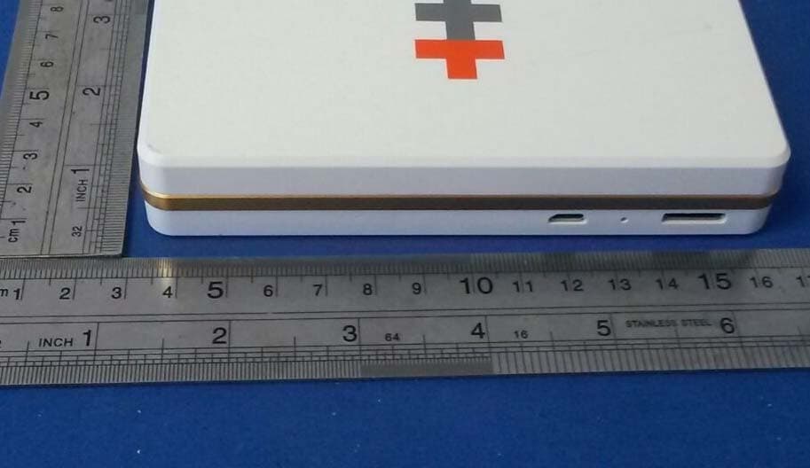 Wireless Hard Drive Enclosure - FCC ID AXDMC330140217 - SANHO ELECTRONICS TECHNOLOGY CO., LTD (2)