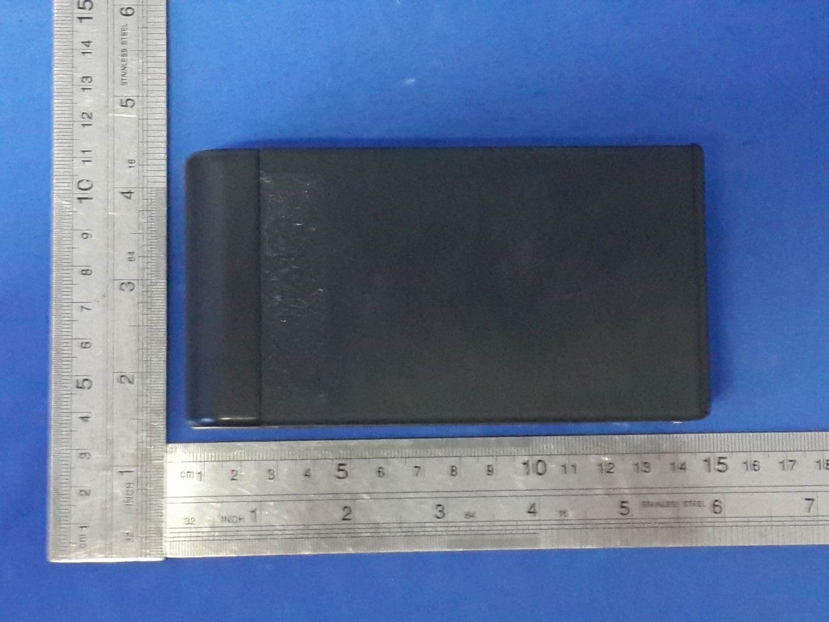 Wireless Hard Drive Enclosure - FCC ID AXDUDMA3 - SANHO ELECTRONICS TECHNOLOGY CO., LTD (2)