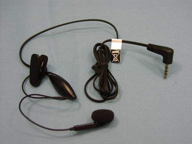 2 WAY PORTABLE RADIO - FCC ID AXI10654620 - Vertex Standard USA, Inc. (2)