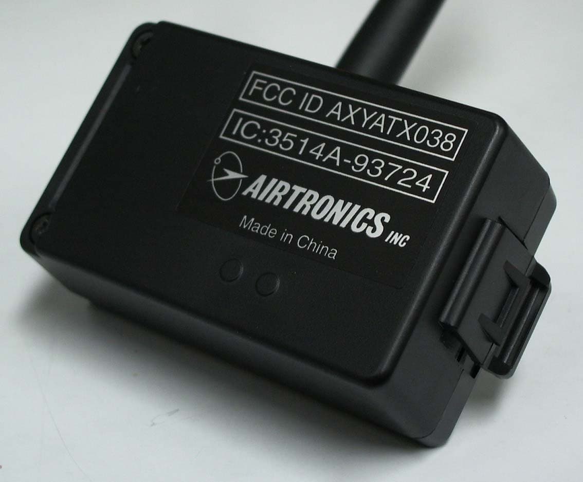 Radio controller module for RC Models - FCC ID AXYATX038 - Airtronics Inc