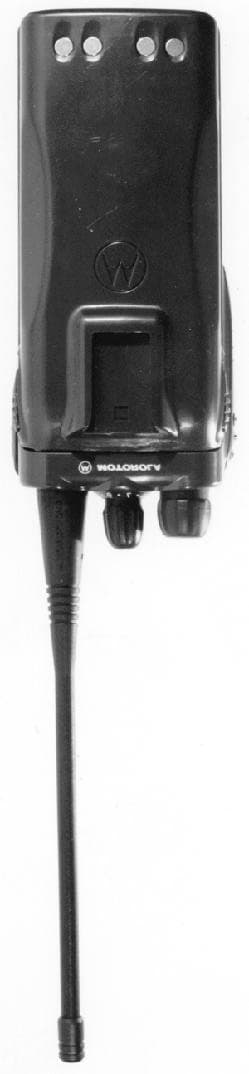 Hand Held Transmitter, FM Communication - FCC ID AZ489FT4837 - Motorola Solutions, Inc. (4)