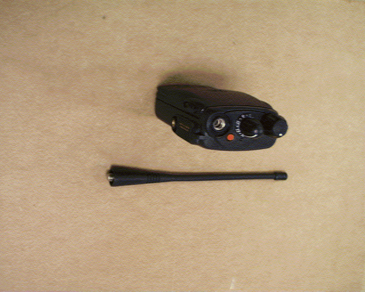 UHF Two-Way Radio - FCC ID AZ489FT4844 - Motorola Solutions, Inc.