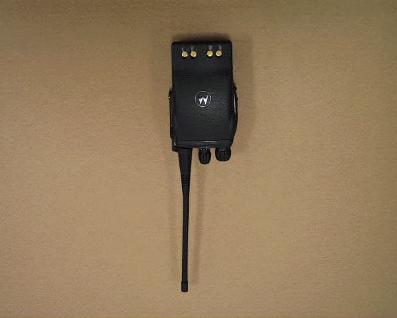 Hand Held Transmitter Held to the Face - FCC ID AZ489FT4845 - Motorola Solutions, Inc. (3)