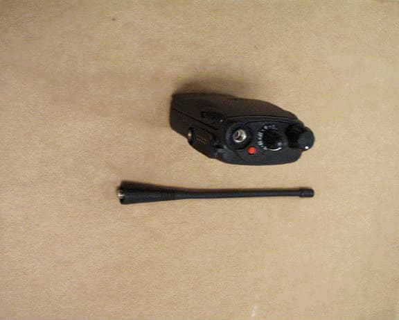 Hand Held Transmitter Held to the Face - FCC ID AZ489FT4845 - Motorola Solutions, Inc.