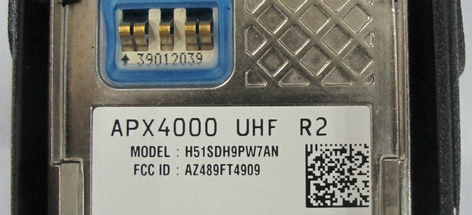 Portable 2-Way Radio - FCC ID AZ489FT4909 - Motorola Solutions, Inc. (2)