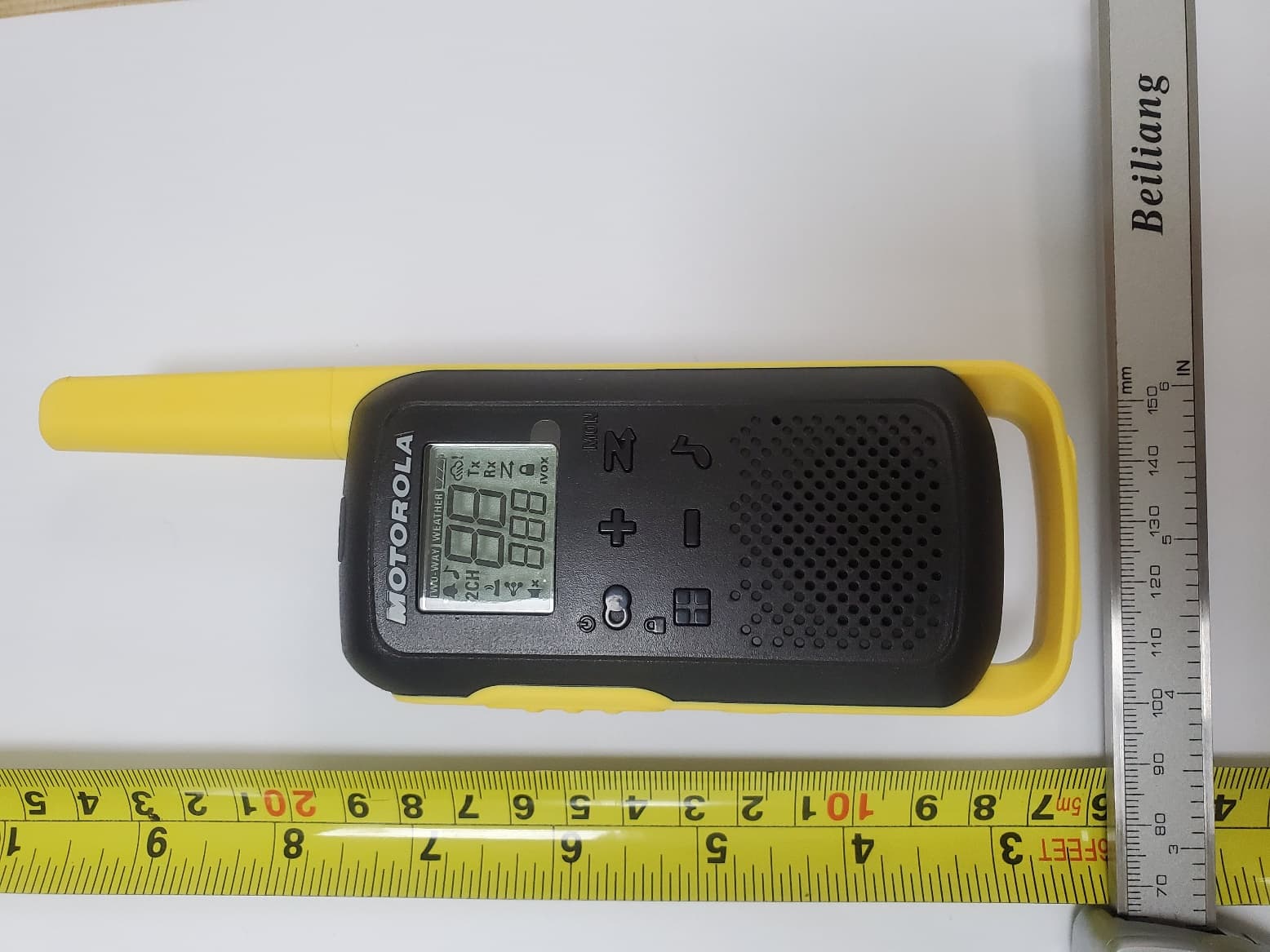 Consumer Radio 462-467 MHz with Weather band receiver - FCC ID AZ489FT4961 - Motorola Solutions, Inc. (3)