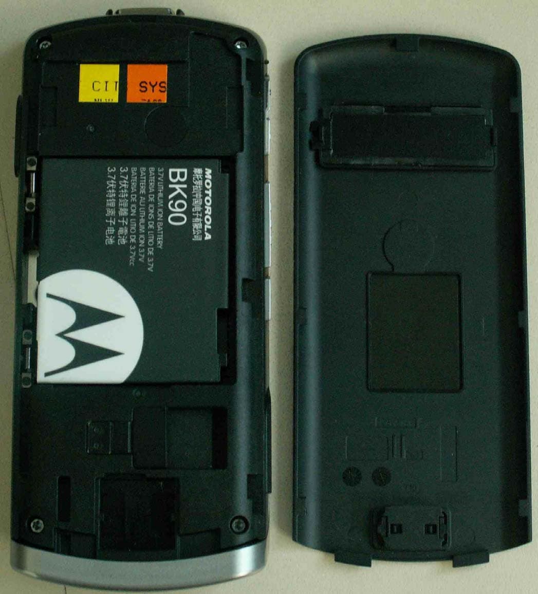 Voice Over WLAN Phone with Bluetooth - FCC ID AZ489FT7031 - Motorola Solutions, Inc.