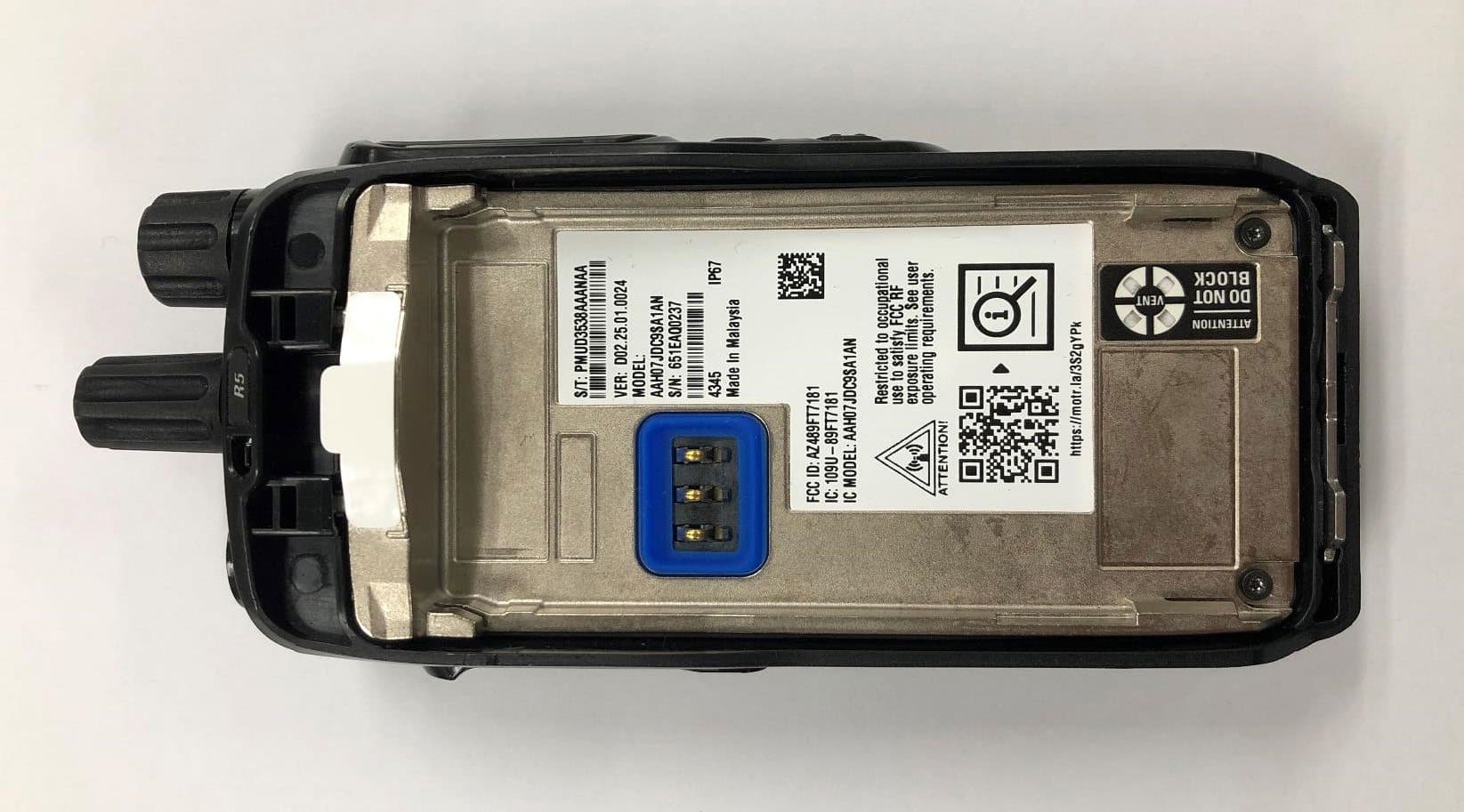 2-way Portable Radio with BT, BTLE and WIFI - FCC ID AZ489FT7181 - Motorola Solutions, Inc.