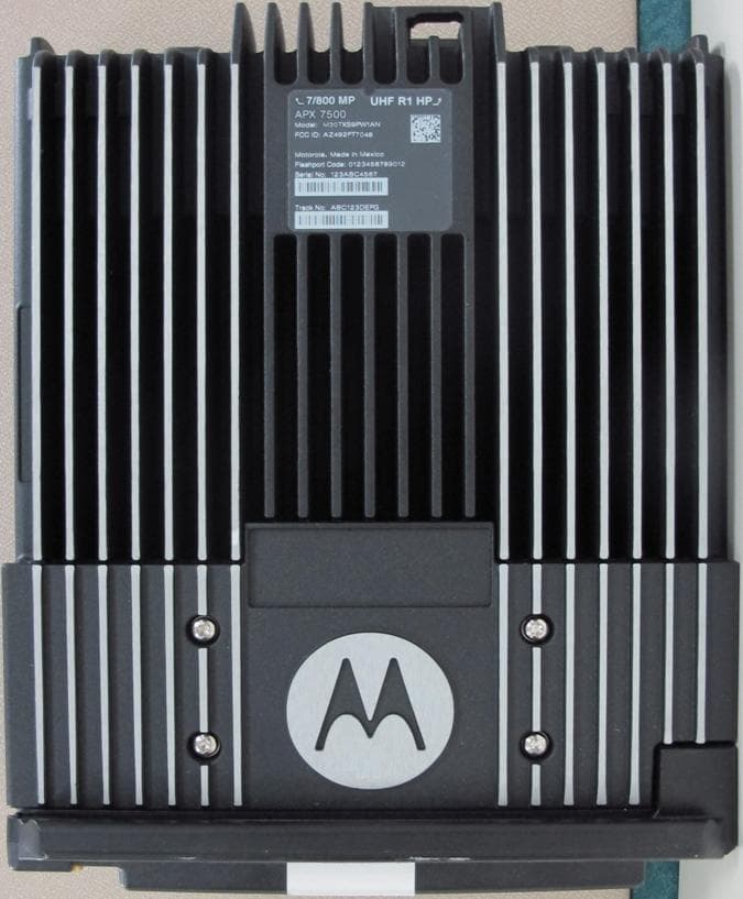 UHF1_7/800 MHz Mobile Radio - FCC ID AZ492FT7048 - Motorola Solutions, Inc. (2)