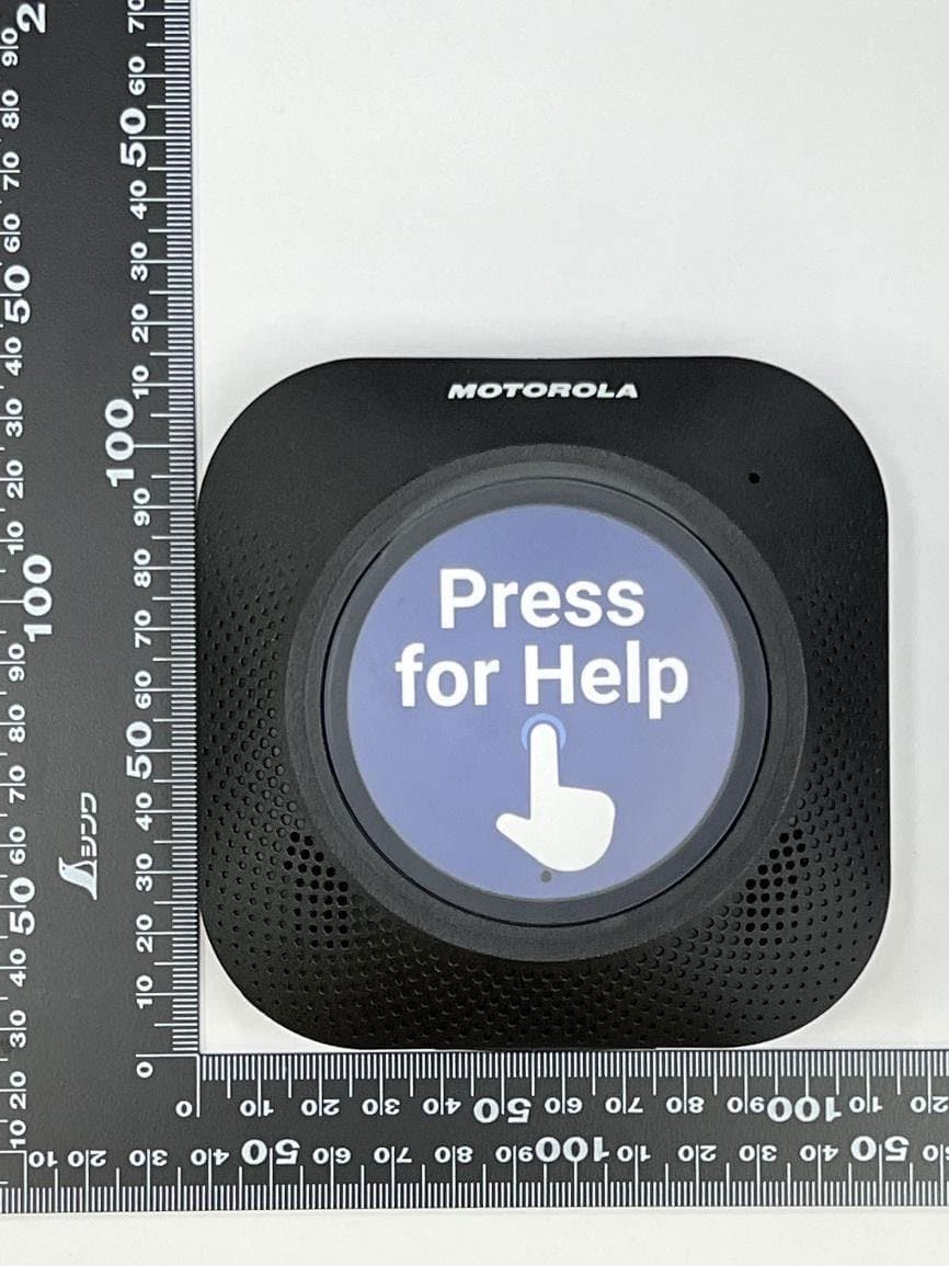 2-way Portable Radio with BT, BTLE, WIFI, NFC and LTE - FCC ID AZ499FT5879 - Motorola Solutions, Inc. (4)