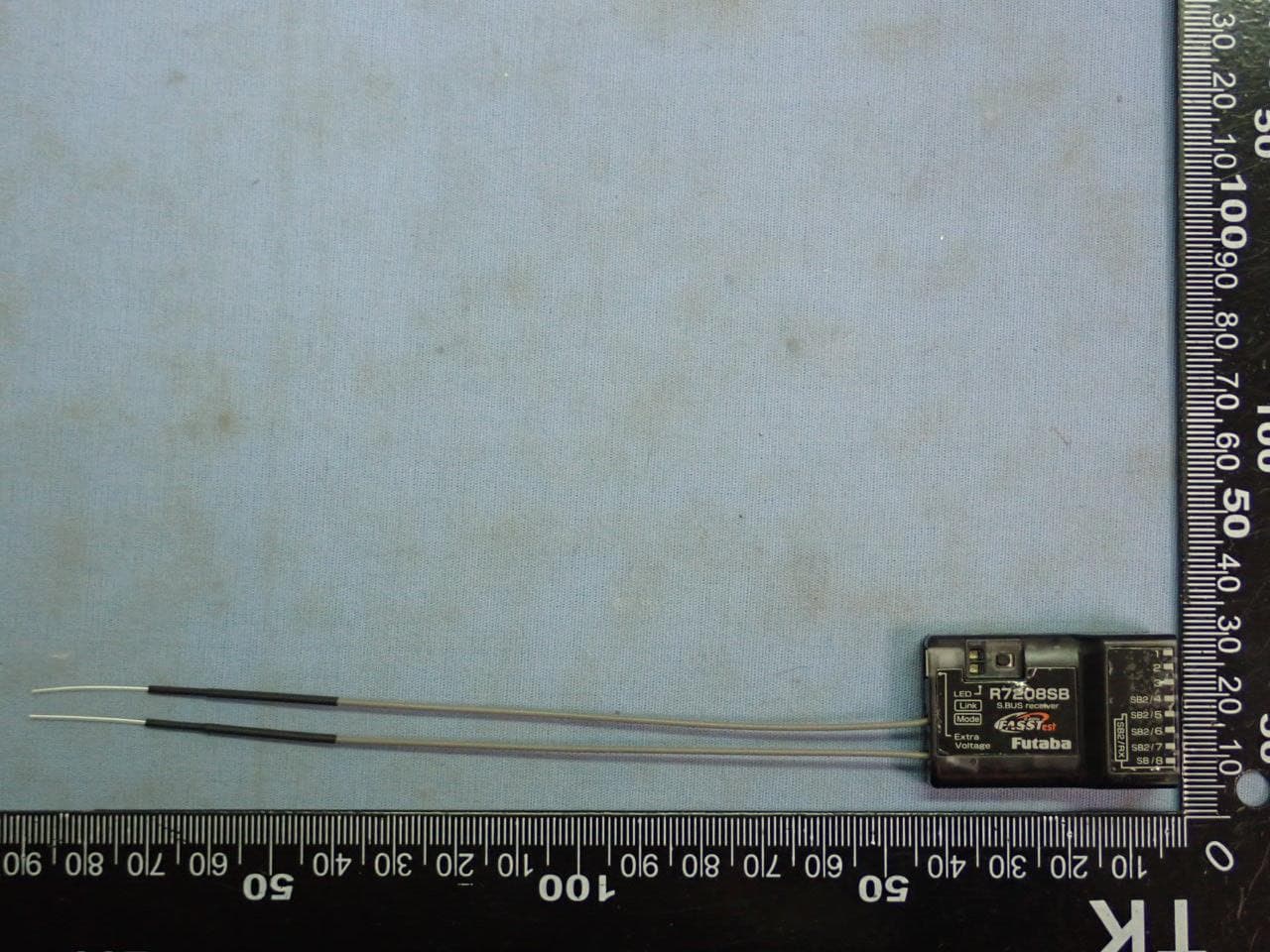 RECEIVER - FCC ID AZP-R7208SB-24G - Futaba Corporation (2)