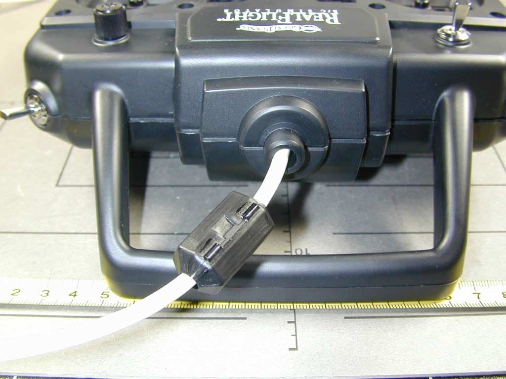 USB Interlink Controller - FCC ID AZPFS0005H - Futaba Corporation (1)