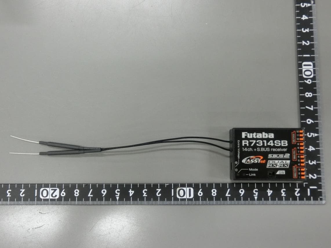 RECEIVER - FCC ID AZPR7214SB-24G - Futaba Corporation (4)