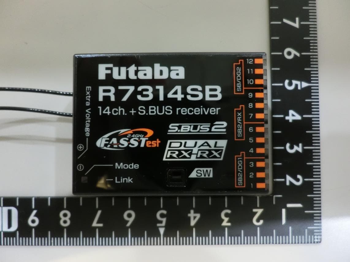 RECEIVER - FCC ID AZPR7214SB-24G - Futaba Corporation