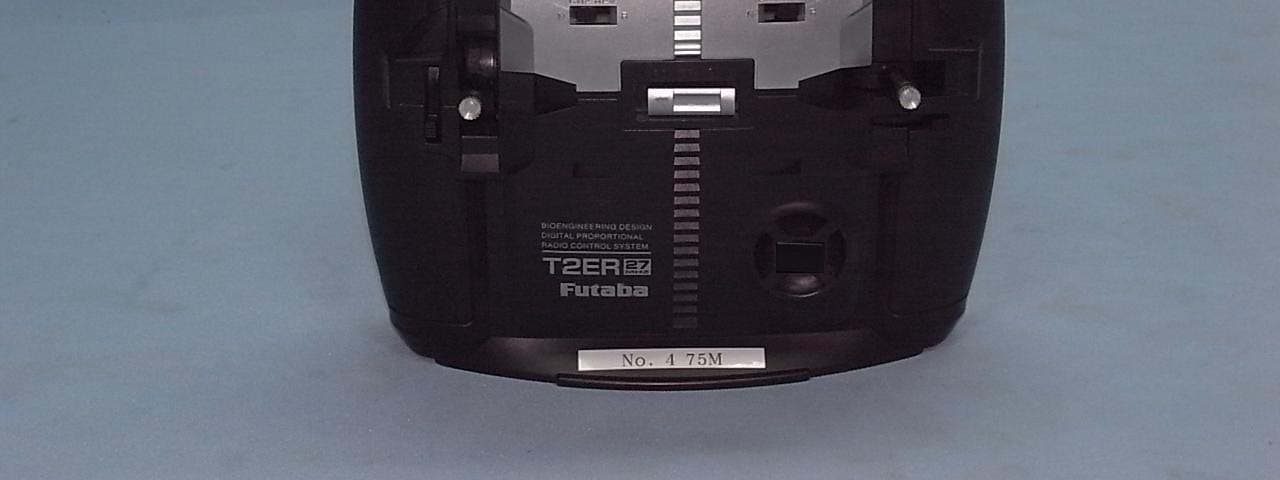 Remote Control Transmitter - FCC ID AZPT2ER72-75A - Futaba Corporation (1)