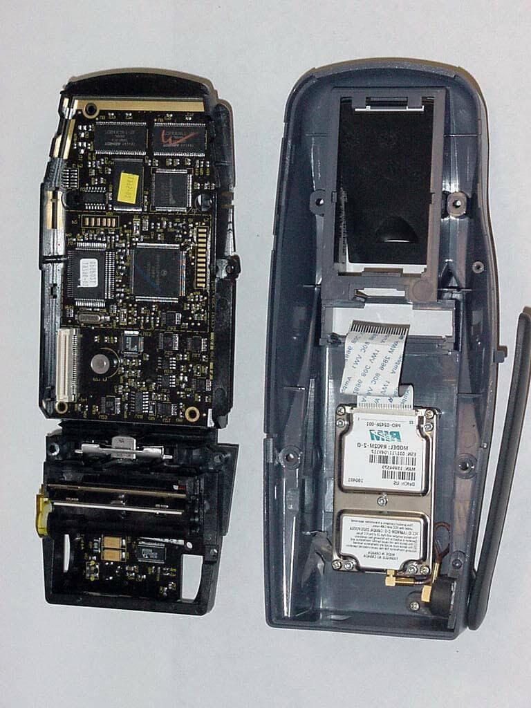 Wireless Handheld Point of Sale Terminal - FCC ID B32OMNI3600 - VeriFone Inc (2)