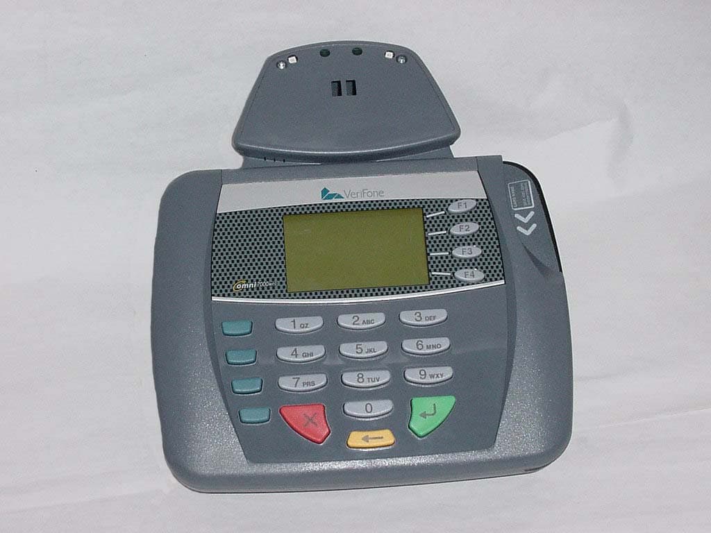 CREDITCARD VERIFICATION SYSTEM - FCC ID B32OMNI7KRFID - VeriFone Inc (2)