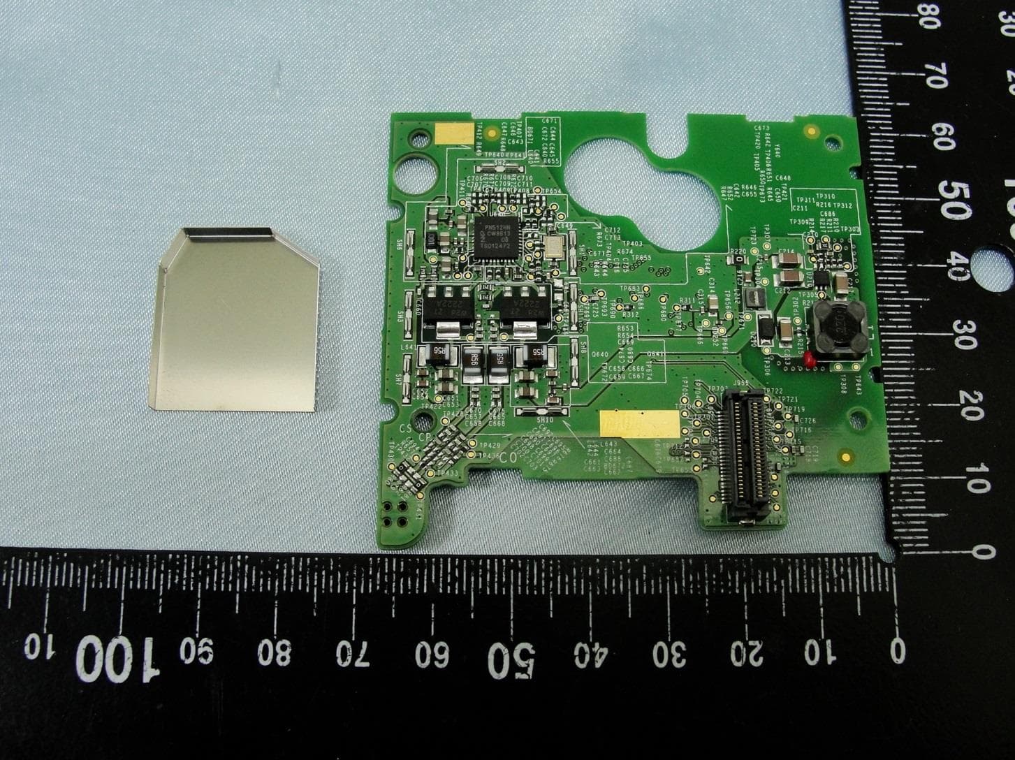 POINT OF SALE TERMINAL - FCC ID B32VX520WCDMA - VeriFone Inc