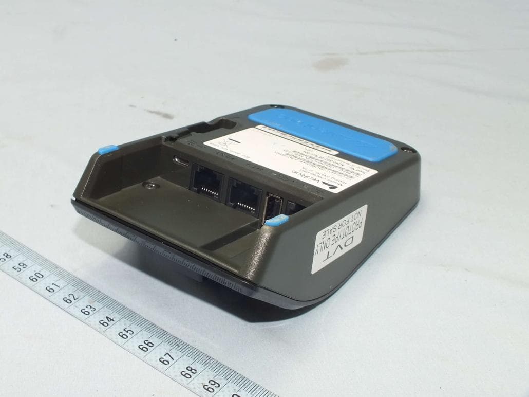 Bluetooth base - FCC ID B32VX690BBT - VeriFone Inc (2)