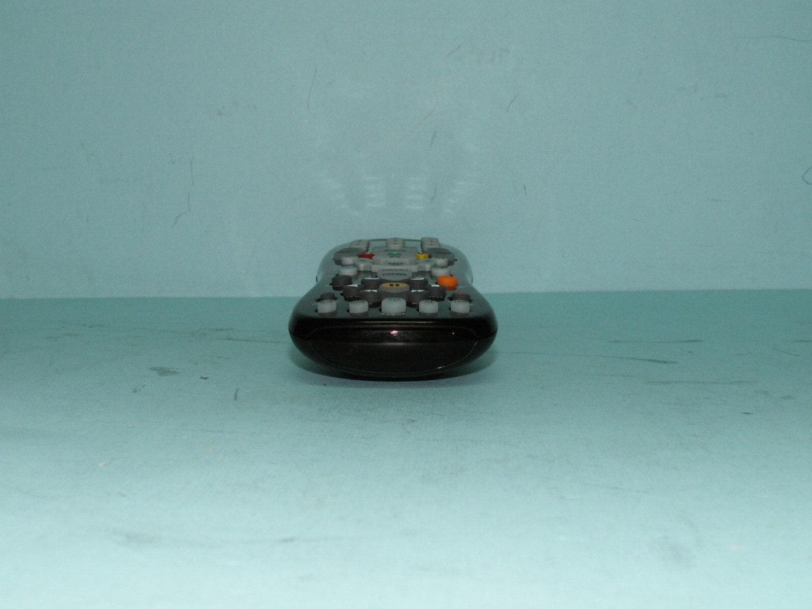 IR/RF remote control transmitter - FCC ID B4S-MXV3RF - Authinx Inc. (3)