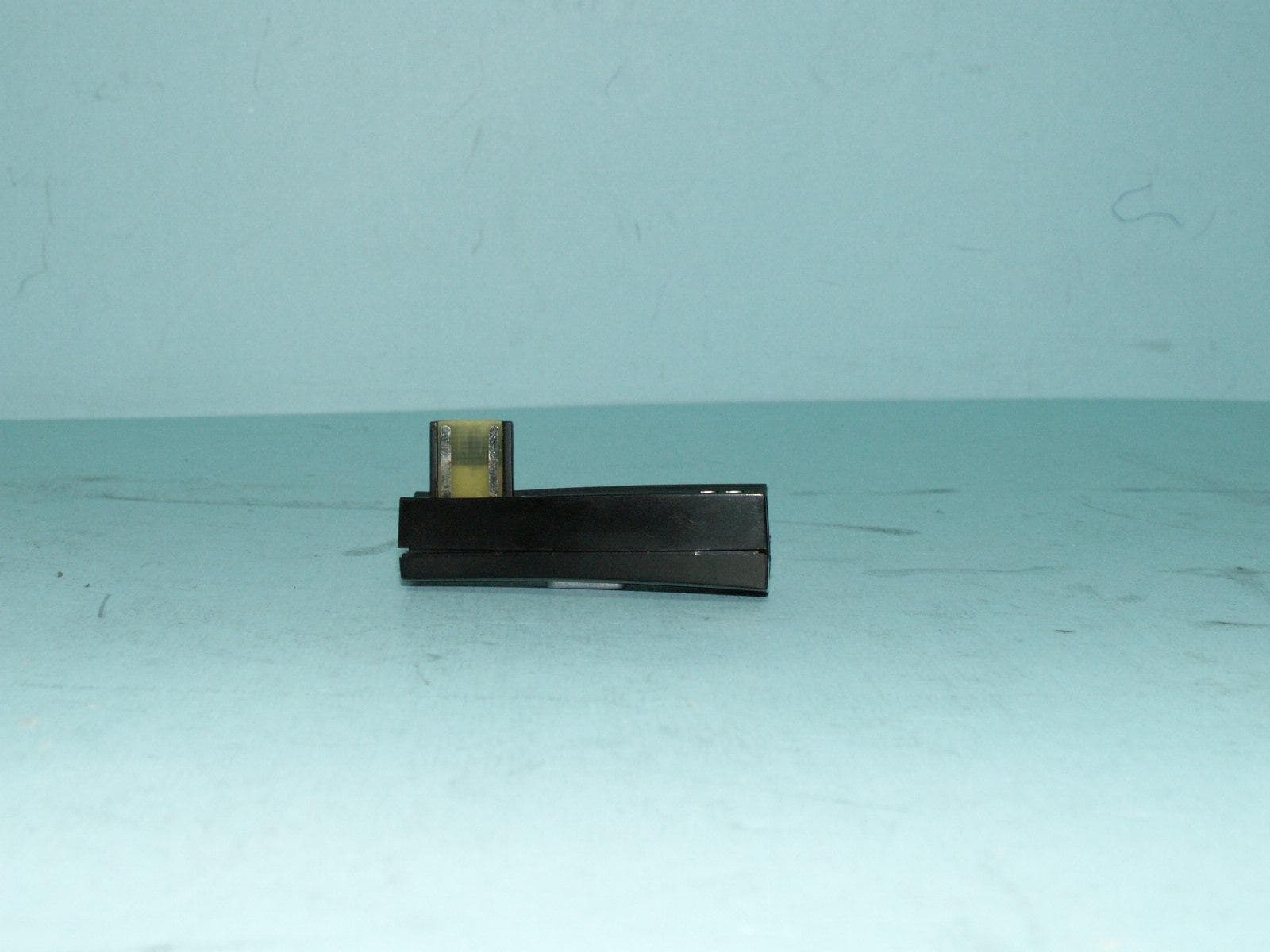 RF-to-IR transceiver - FCC ID B4S-RF2IR - Authinx Inc. (4)