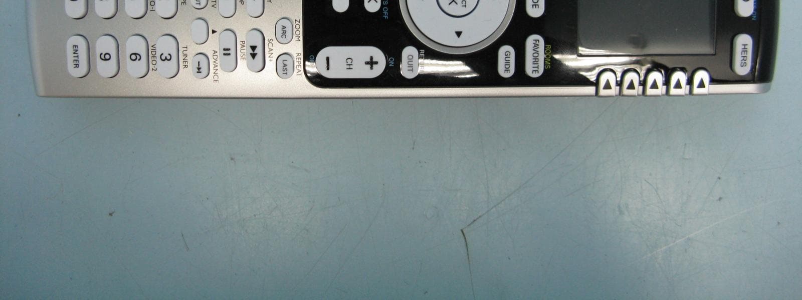Remote Control Transmitter - FCC ID B4SIR34A - Authinx Inc.