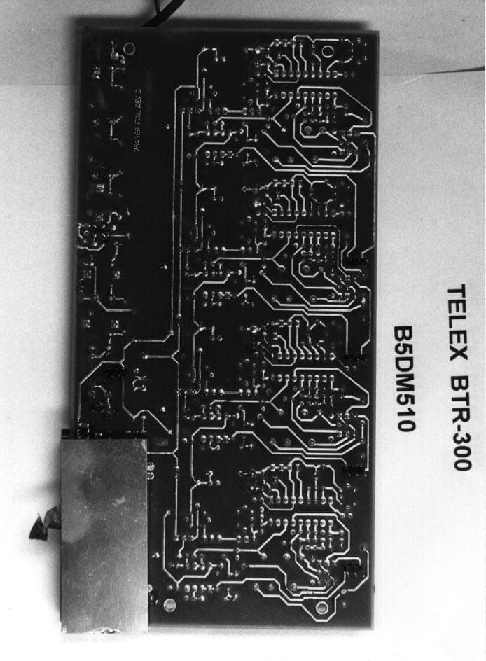 Wireless Microphone Base Station - FCC ID B5DM510 - Bosch Security Systems, Inc. (2)