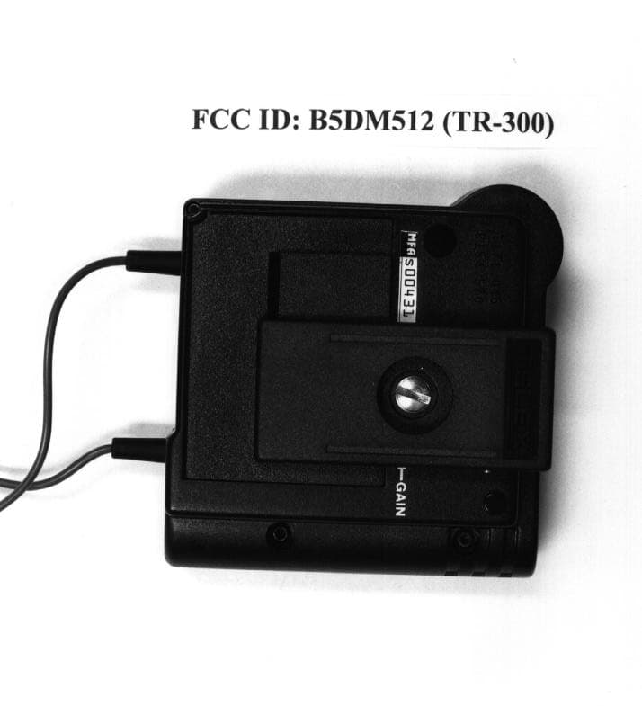 Beltpack Transceiver - FCC ID B5DM512 - Bosch Security Systems, Inc. (3)