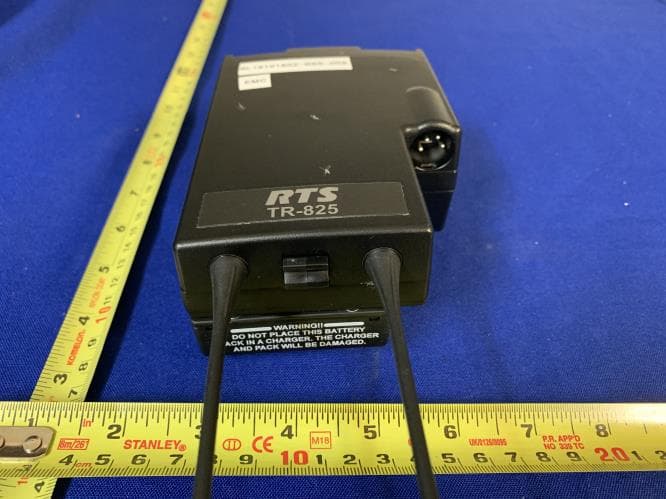 Dual Receiver UHF Wireless Intercom Beltpack - FCC ID B5DM537 - Bosch Security Systems, Inc. (3)