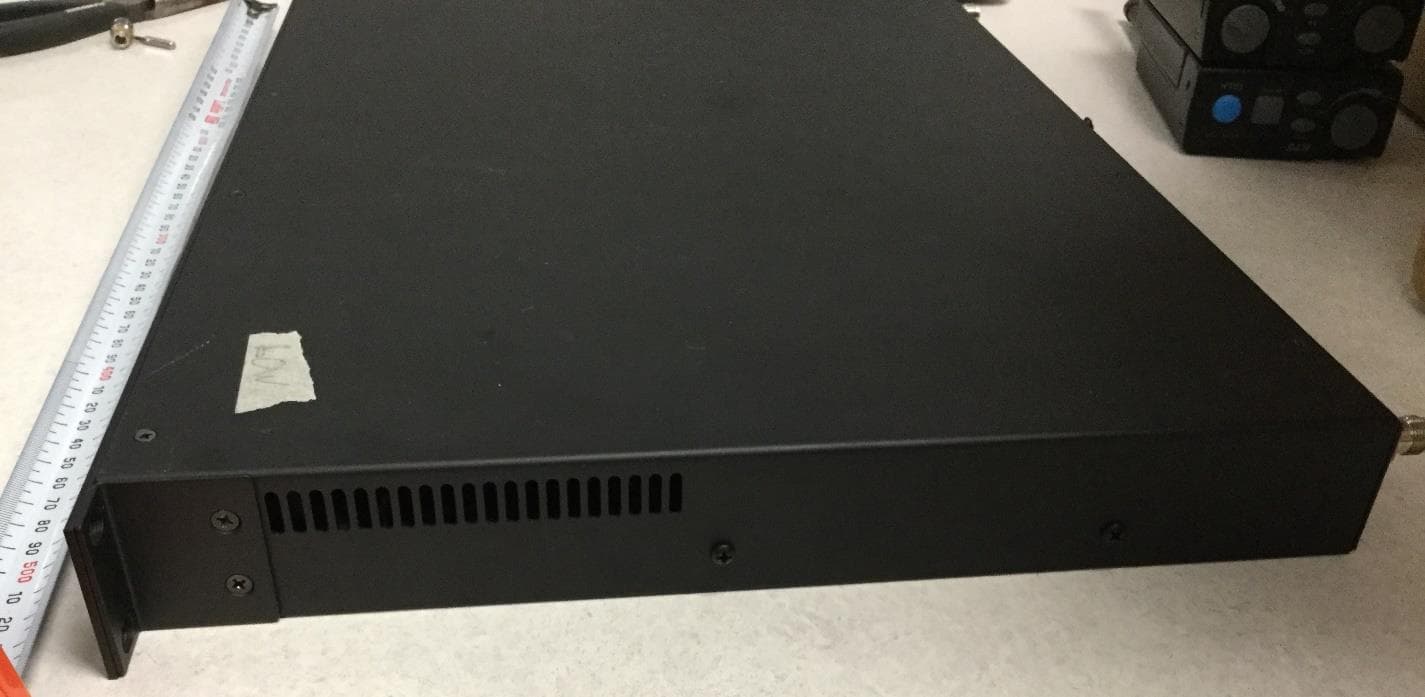 Wireless microphone base station - FCC ID B5DM540 - Bosch Security Systems, Inc. (4)