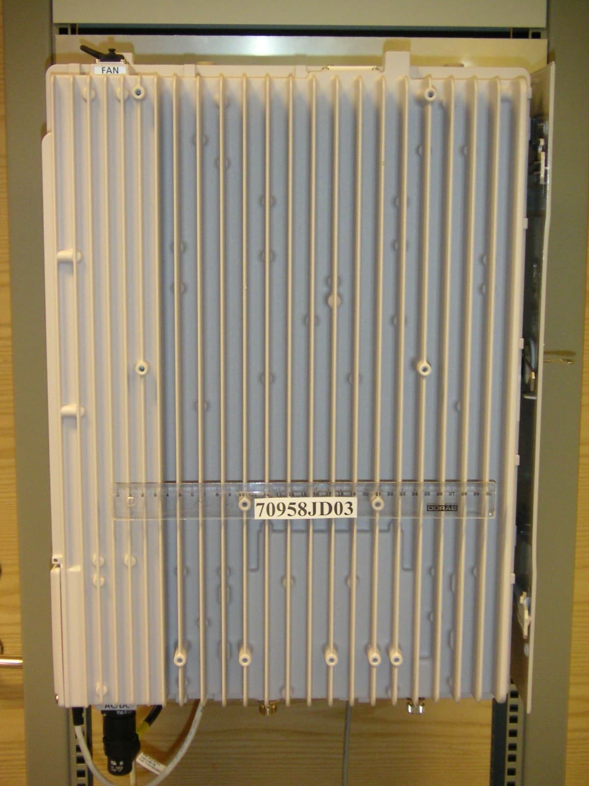 PCS Broadband GSM Base Station - FCC ID B5KAKRC161028-1 - Ericsson Radio Systems AB