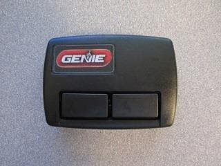 Remote Control Transmitter for Garage Door Opener Operation - FCC ID B8Q315390C2 - The Genie Company a Division of Overhead Door Corporation (3)