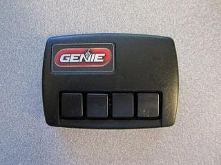 Remote Control Transmitter for Garage Door Operation - FCC ID B8Q315390C4 - The Genie Company a Division of Overhead Door Corporation (3)