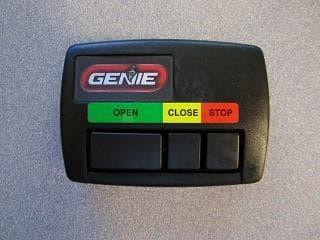 Remote Control Transmitter for Garage Door Opener Operation - FCC ID B8Q315390C5 - The Genie Company a Division of Overhead Door Corporation (3)
