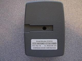 Remote Control Transmitter for Garage Door Opener Operation - FCC ID B8Q315390C5 - The Genie Company a Division of Overhead Door Corporation (2)