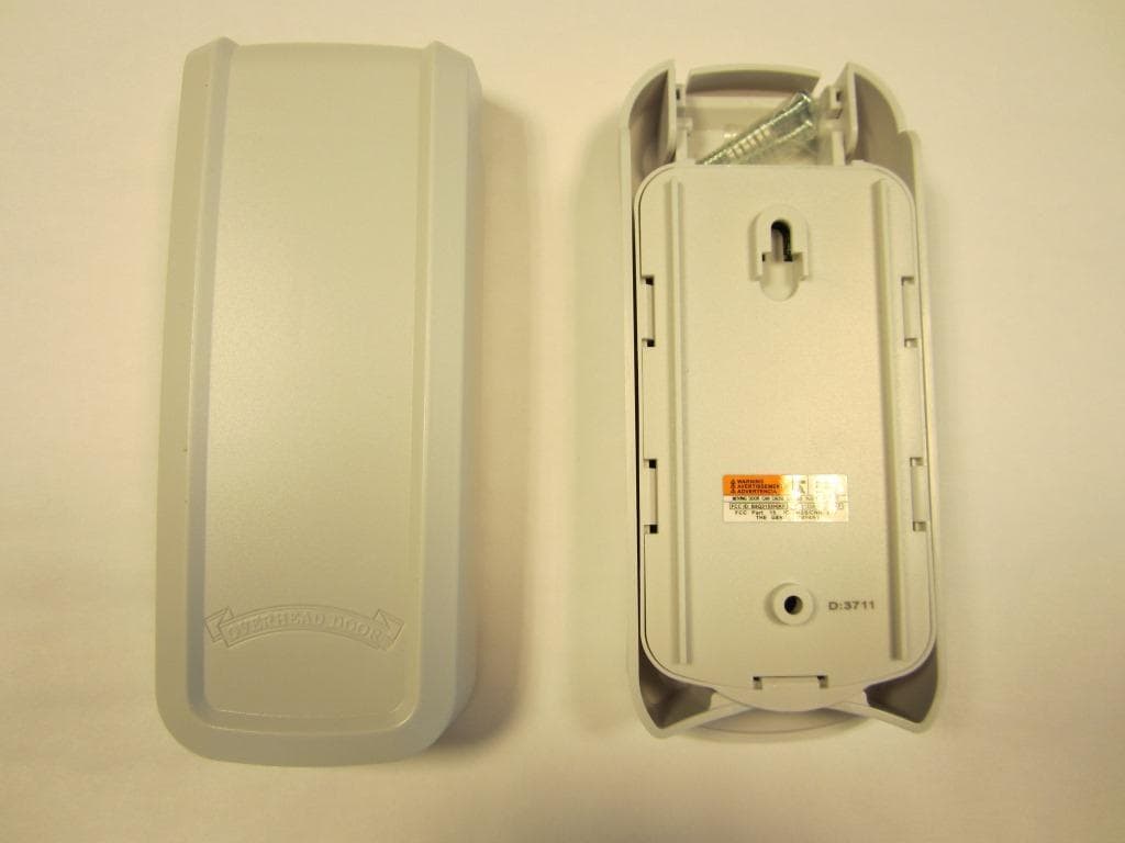 Remote Control Transmitter for Garage Door Opener Operation - FCC ID B8Q315390K - The Genie Company a Division of Overhead Door Corporation (4)