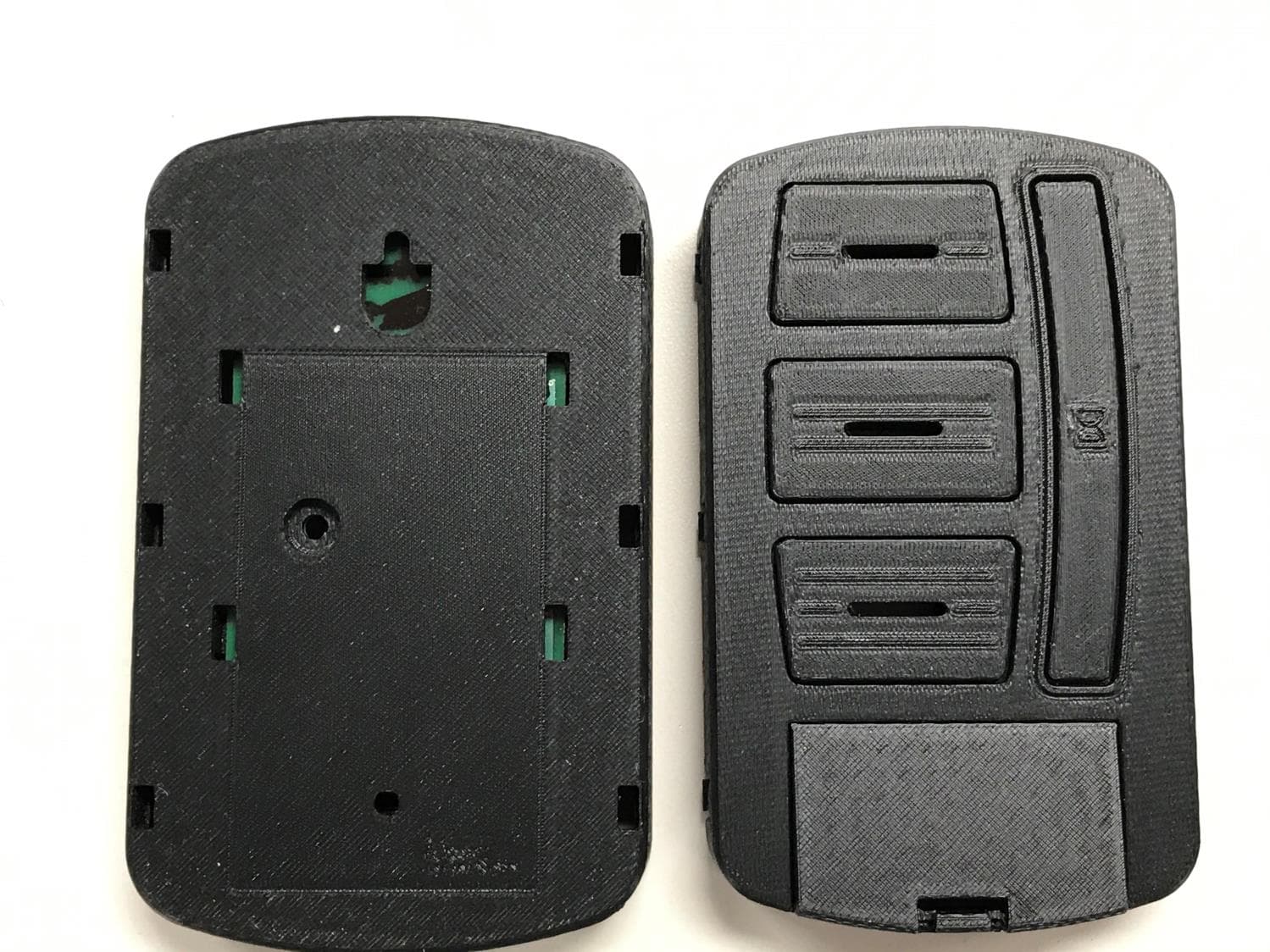Universal Wireless Wall Console - FCC ID B8QUWWC - The Genie Company a Division of Overhead Door Corporation