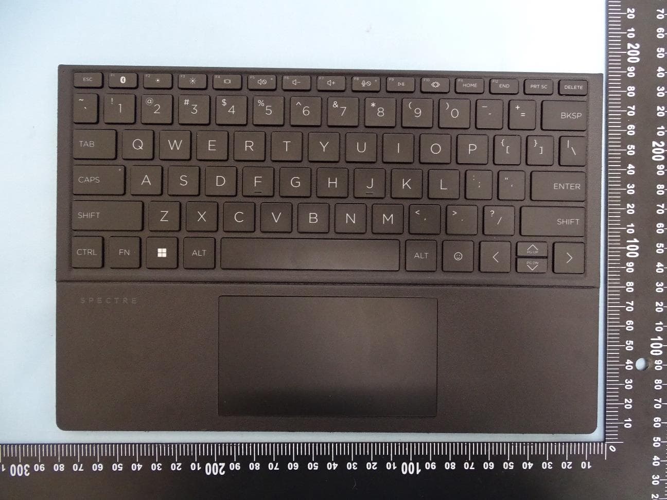 Wireless Keyboard - FCC ID B94-TNC162KWC - HP Inc. (2)