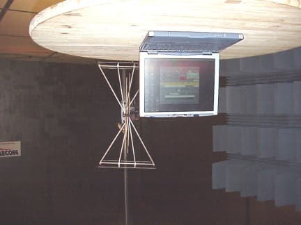 Lap Top with Spread Spectrum Transmitter - FCC ID B94500 - HP Inc. (4)