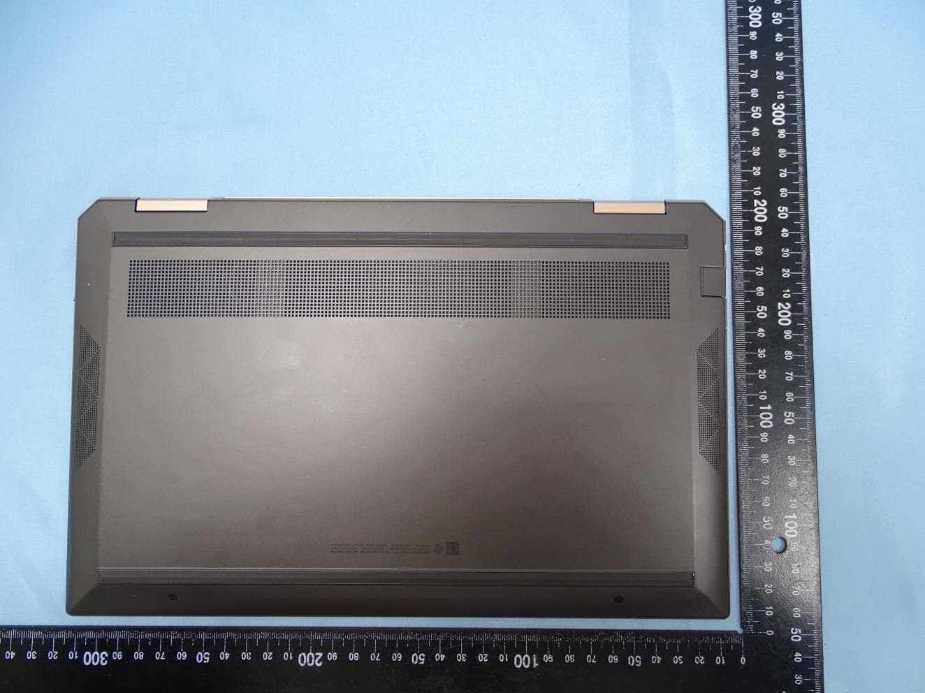 Model TPN-Q225 - FCC ID B94TNQ225HP2TK - HP Inc. (2)