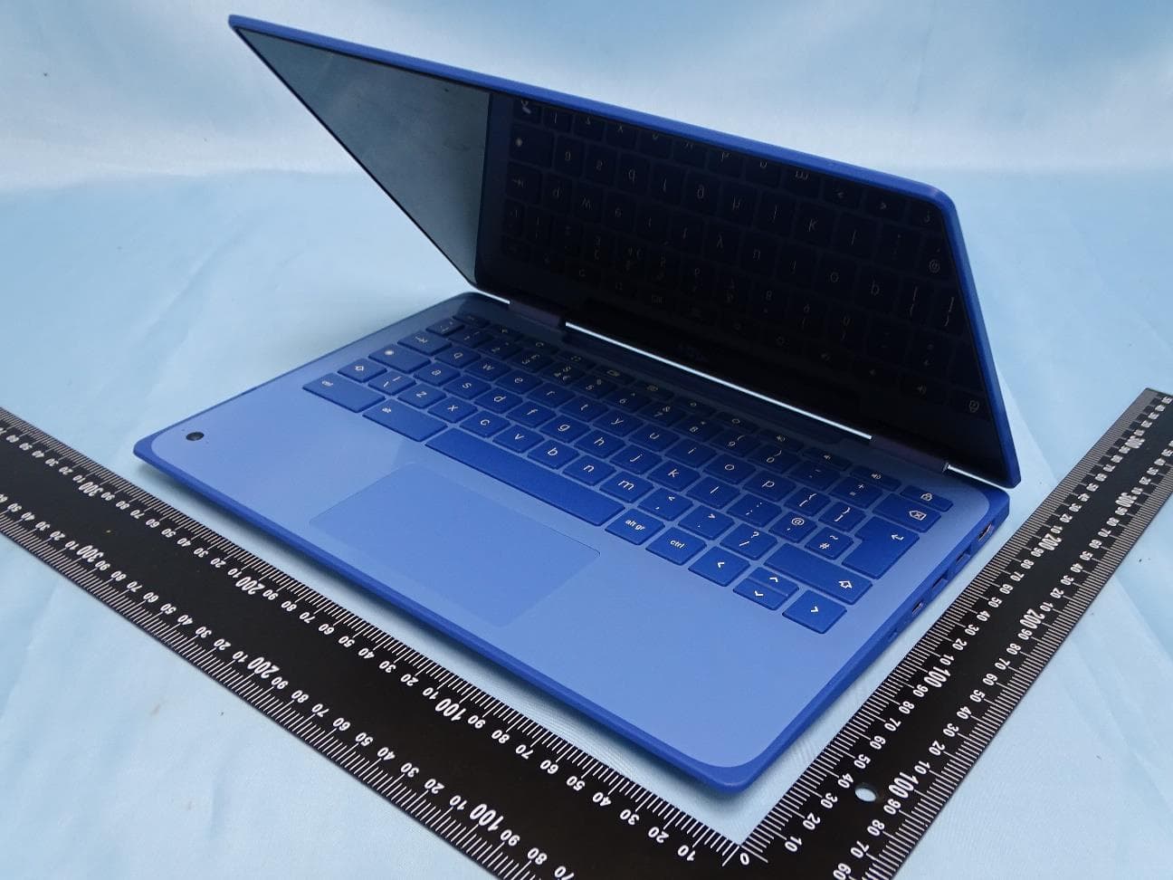 Notebook PC TPN-Q296 - FCC ID B94TNQ296PC - HP Inc. (4)