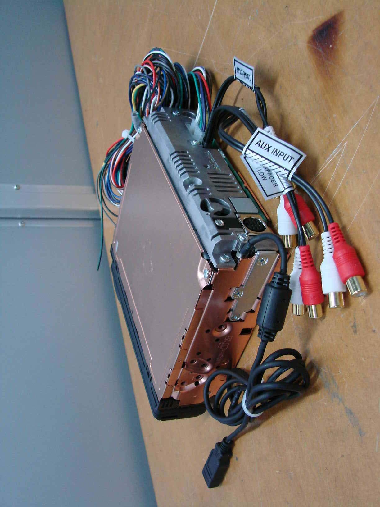 Vehicle Audio System with Bluetooth Transceiver - FCC ID BABBT018A - DENSO TEN Limited