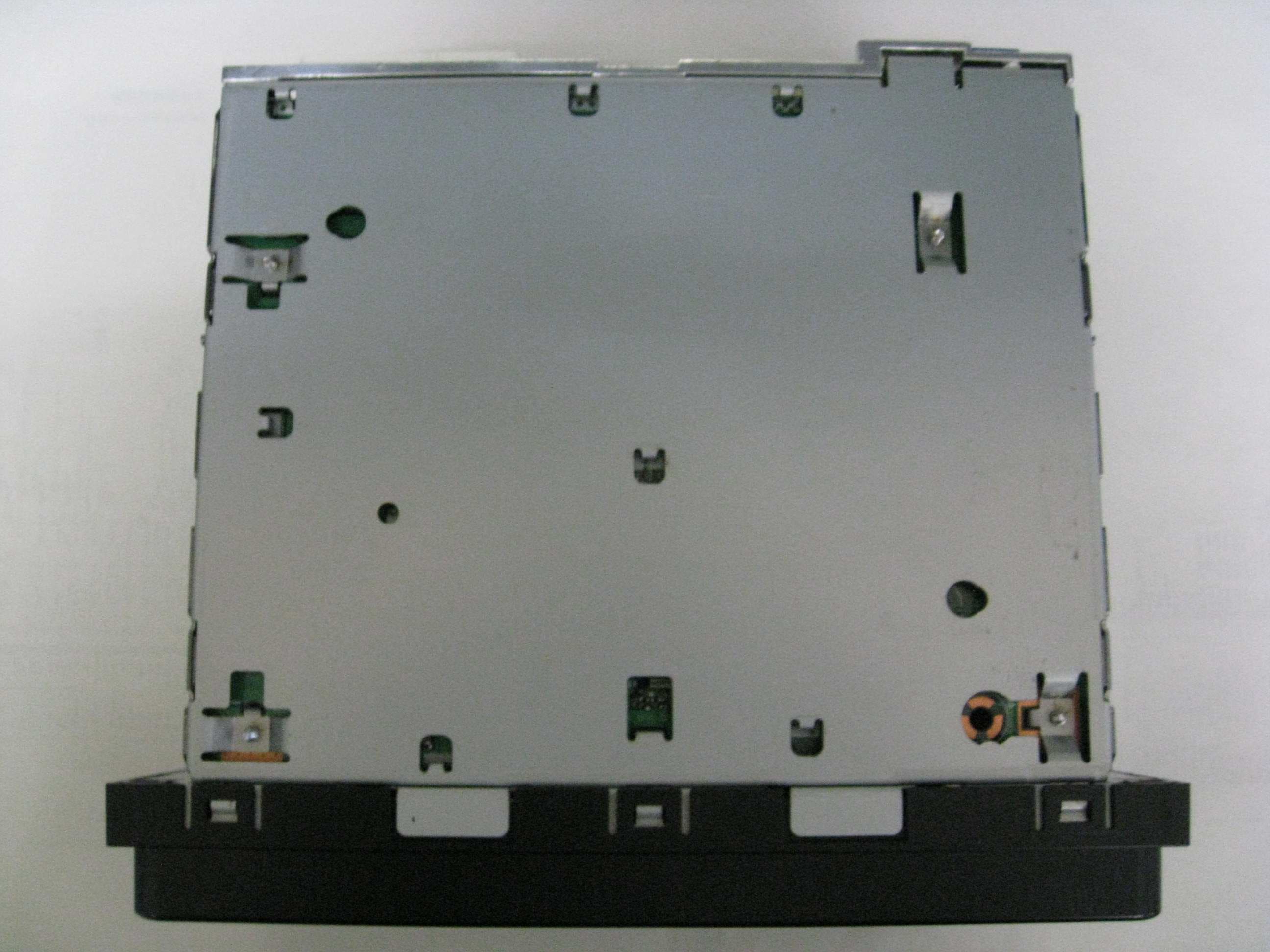Car Navigation System with Bluetooth - FCC ID BABFT0021A - DENSO TEN Limited (5)